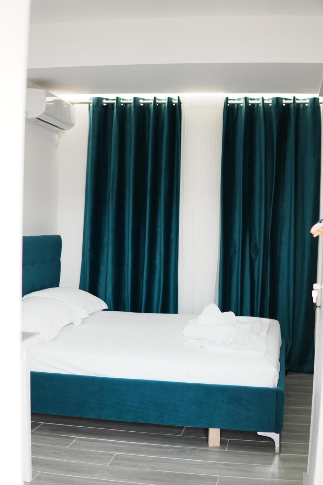סרנדה Gardenia Rooms מראה חיצוני תמונה